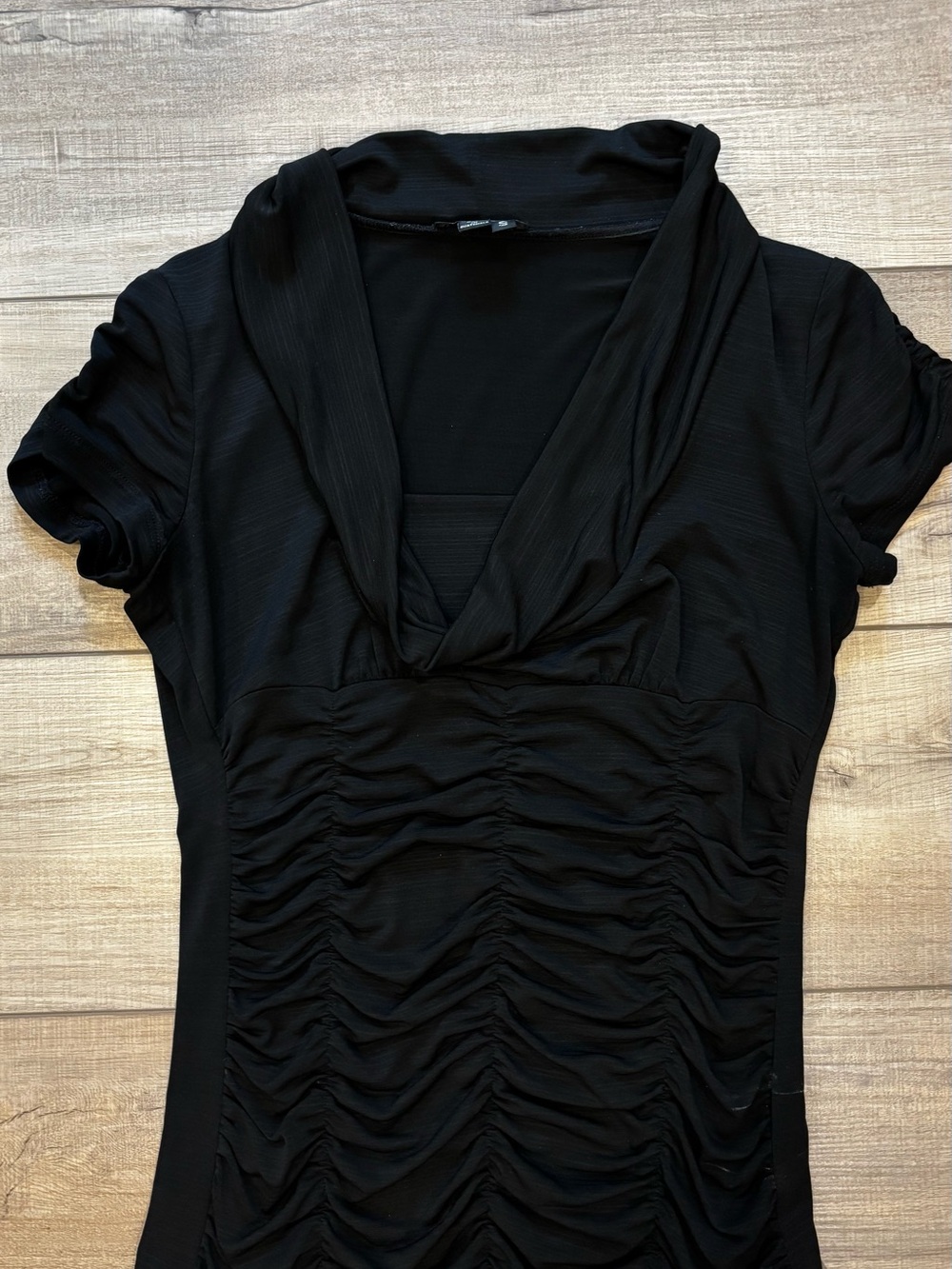 XOXO Black Ruched V-Neck Short Sleeve Blouse